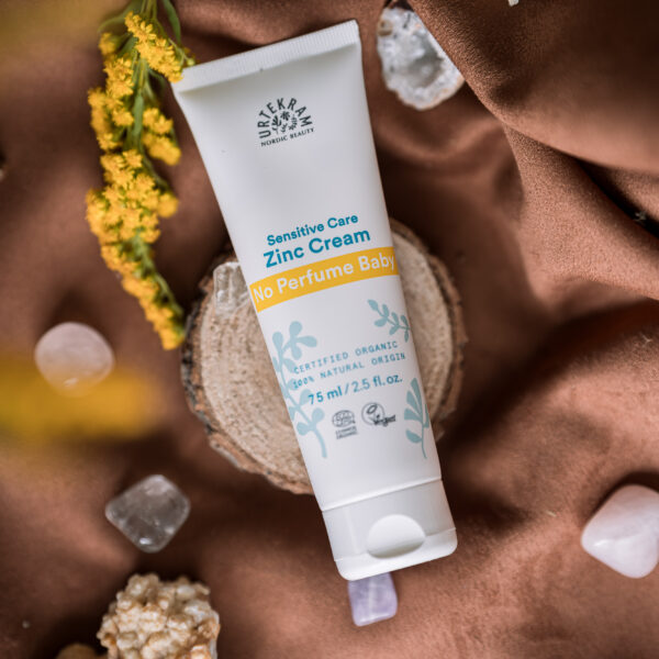 urtekram-zinkzalf-sudocreme-billen-kraamzorg-kraamgevoel-kraamweek-kraamtijd-borstvoeding-baby-babyuitzetlijst-webshop-duurzaam-natuurlijk-zwangerschap-bevalling-moeder-baby