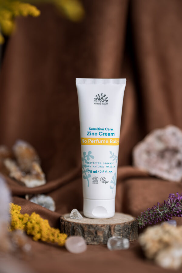 urtekram-zinkzalf-sudocreme-kraamzorg-kraamgevoel-kraamweek-kraamtijd-borstvoeding-baby-babyuitzetlijst-webshop-duurzaam-natuurlijk-zwangerschap-bevalling-moeder-baby