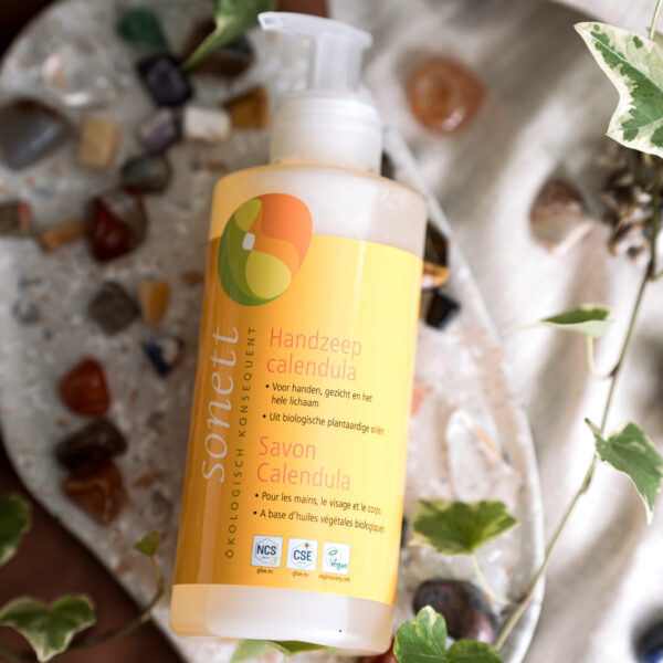 Sonett-calendula-handwas-handzeep-wol-kraamzorg-kraamgevoel-kraamweek-kraamtijd-borstvoeding-baby-babyuitzetlijst-webshop-duurzaam-natuurlijk-zwangerschap-bevalling-moeder-baby